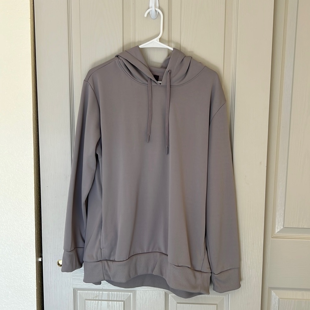 Mondetta Hoodie, size XL
